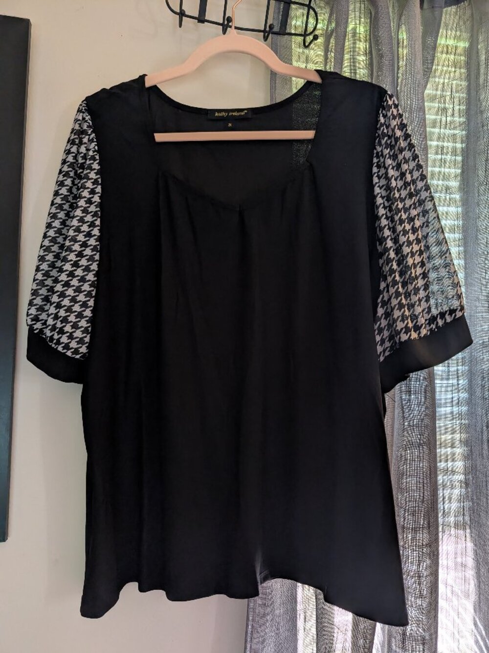 Kathy Ireland Black Blouse Houndstooth Puff Sleeves Size 2X